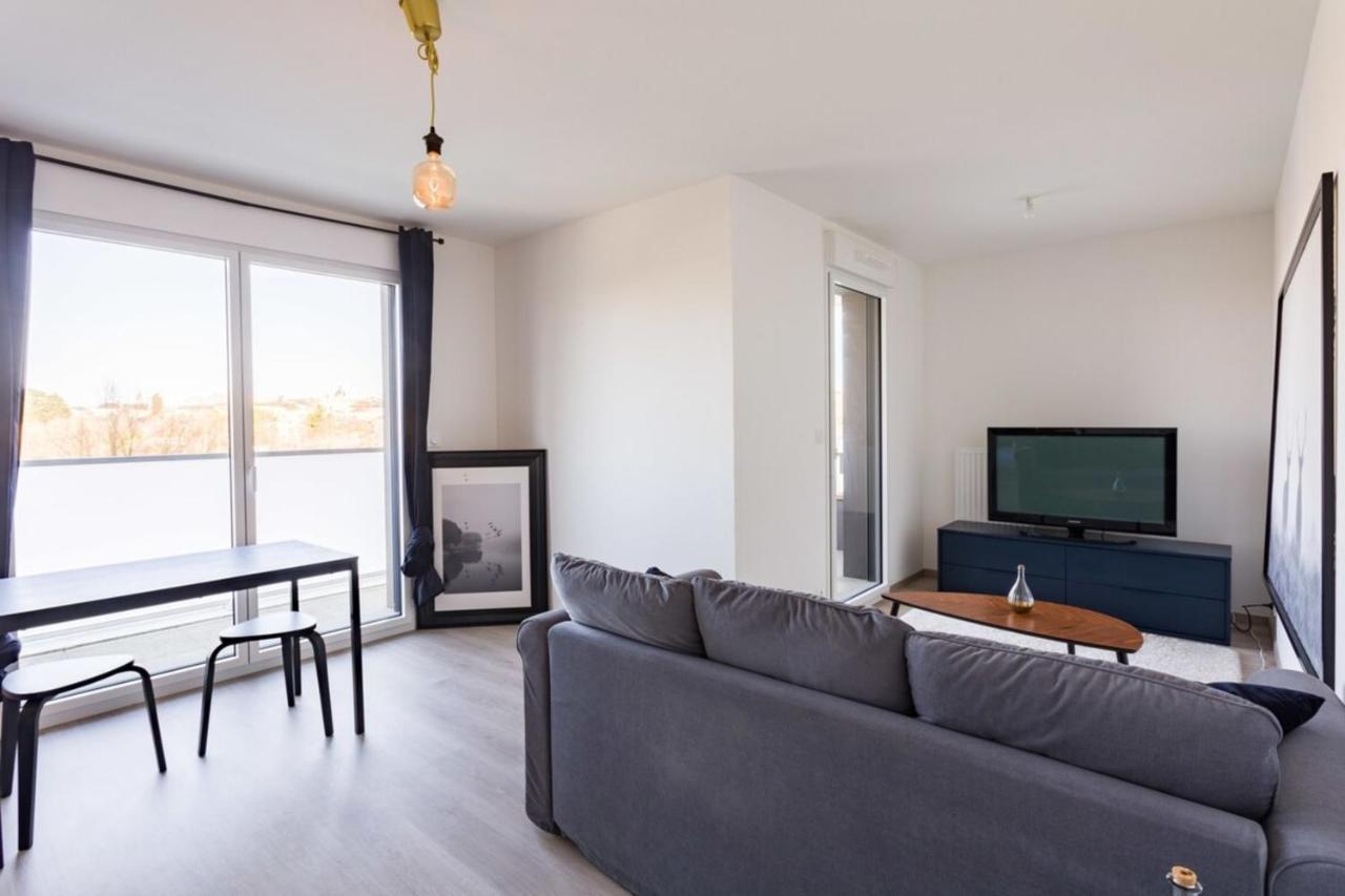 Le Rio, Appartement Avec Terrasse & Parking Rennes Eksteriør bilde