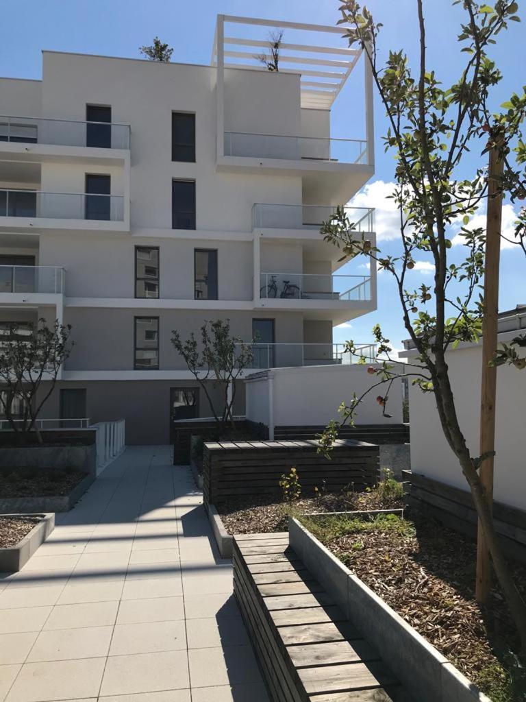 Le Rio, Appartement Avec Terrasse & Parking Rennes Eksteriør bilde